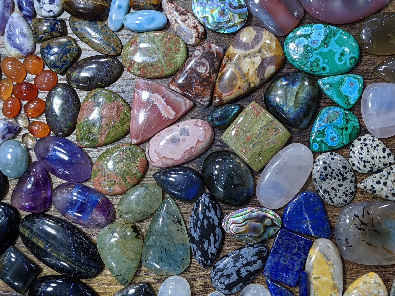 Cabochons Gemstones