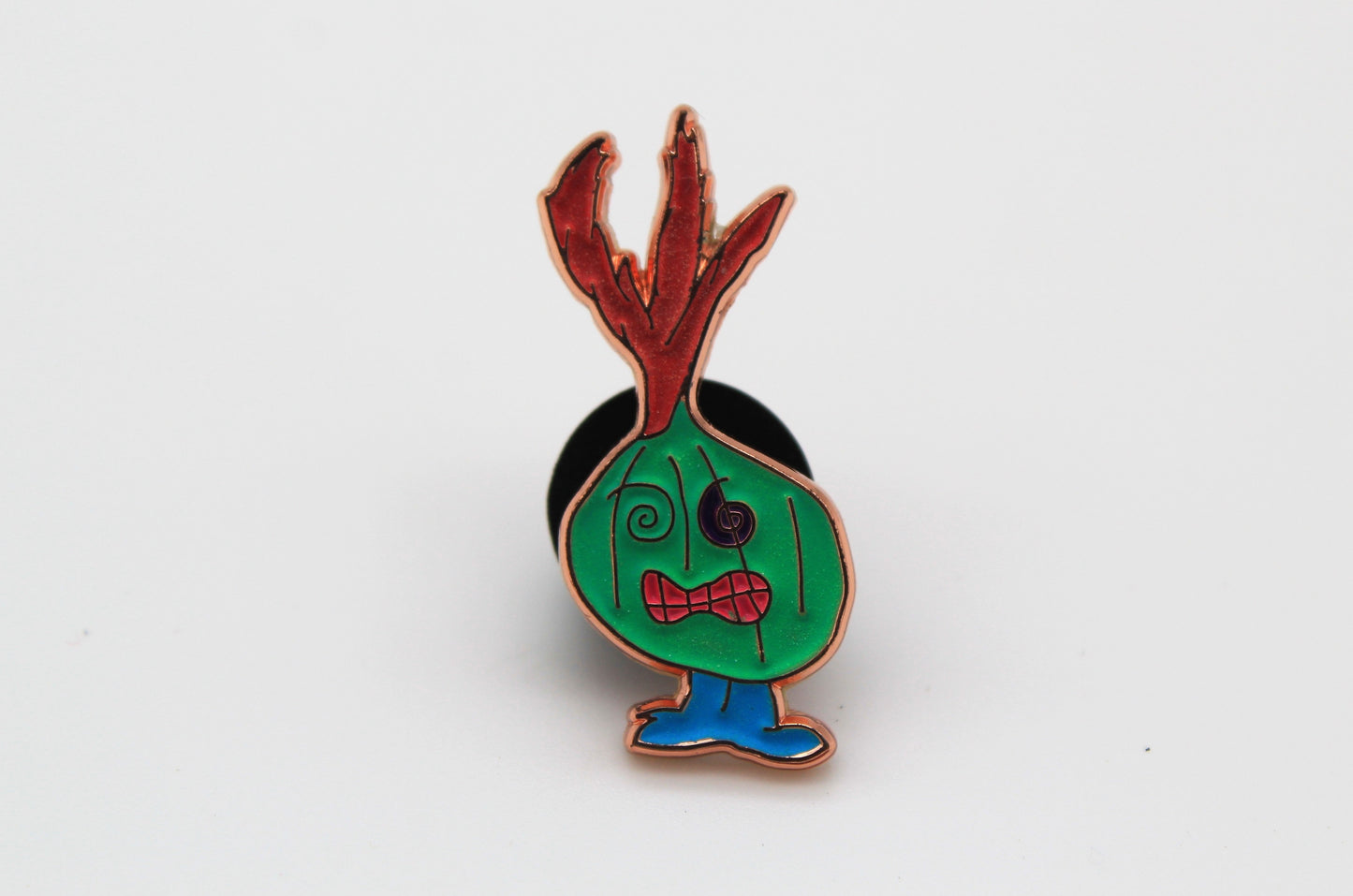 GreenSpunionPinwithBronzeOutline
