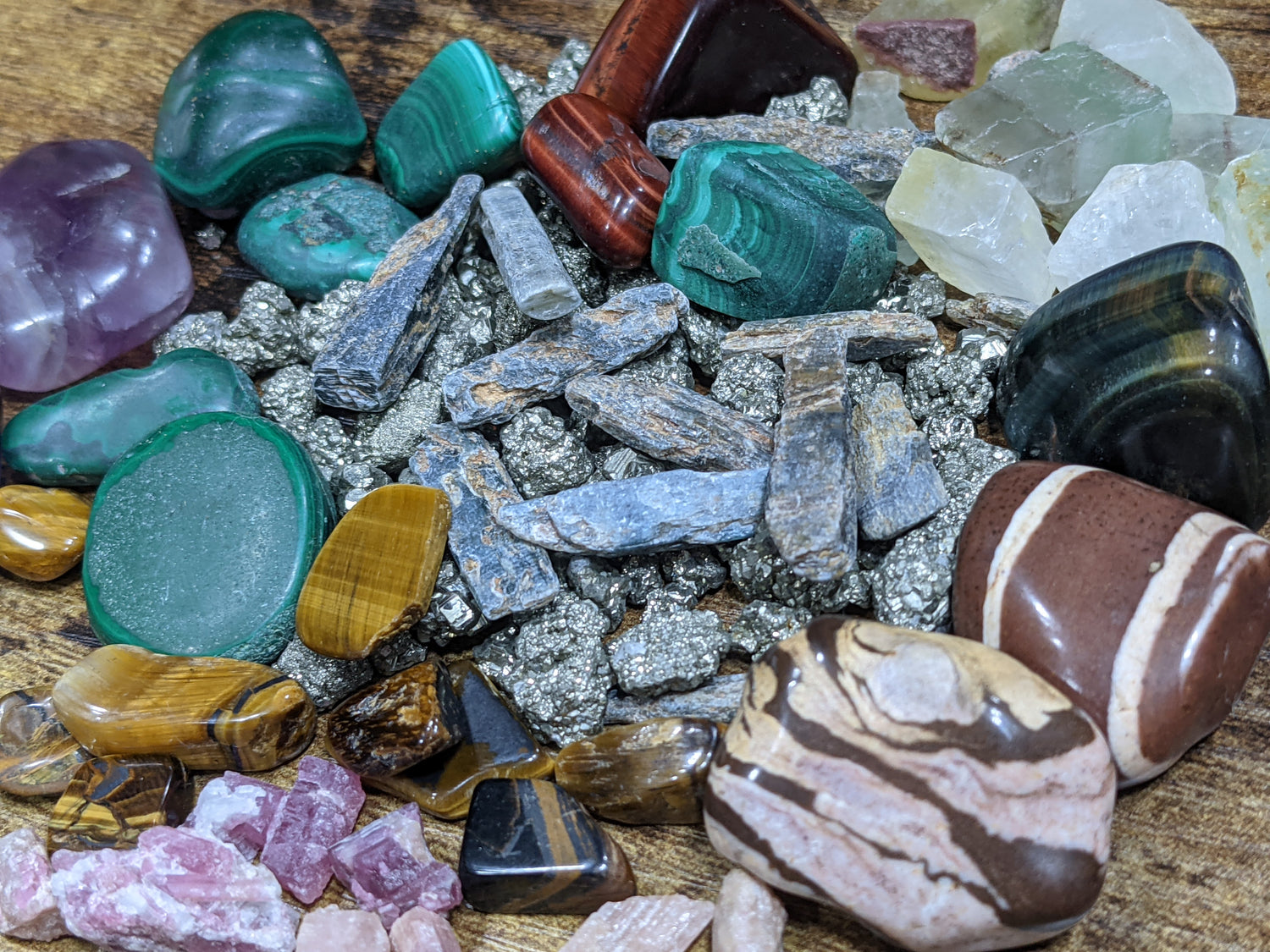 Raw Stones and Crystals