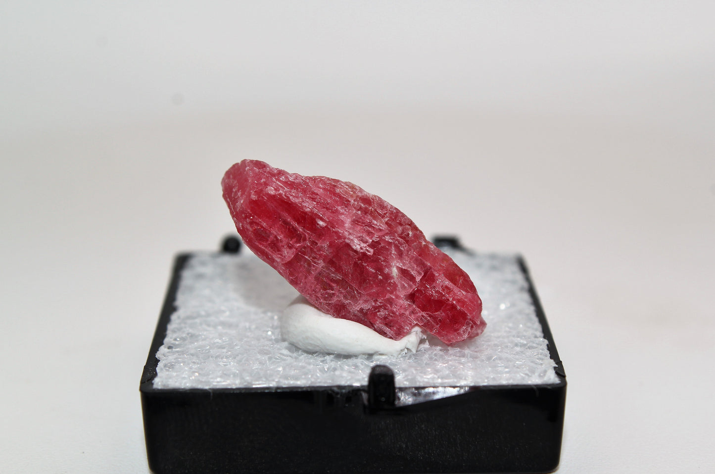 Gem Rhodochrosite 3.1