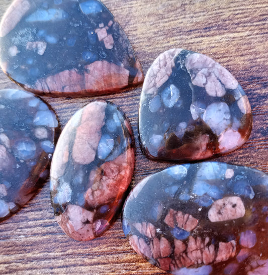 Que_Sera_Agate_Jewelry_Grade_Cabochon