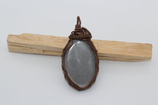 WireWrappedSilverSheenObsidianPendantBackView